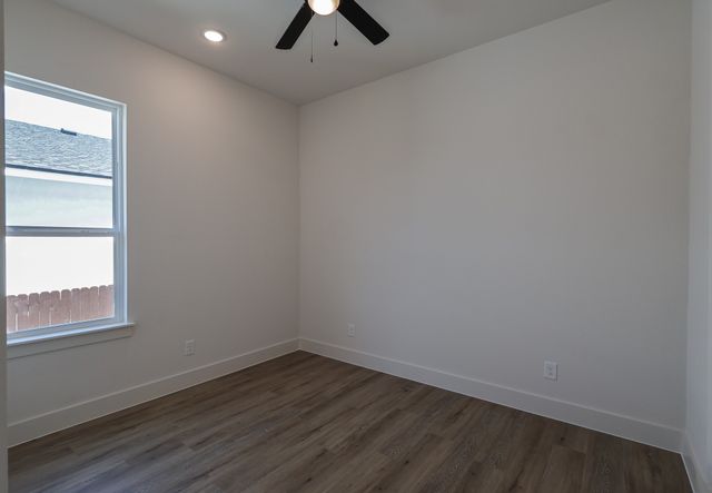 2829 Avenue L, Fort Worth, TX 76105