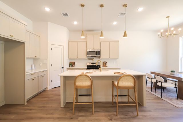 2829 Avenue L, Fort Worth, TX 76105