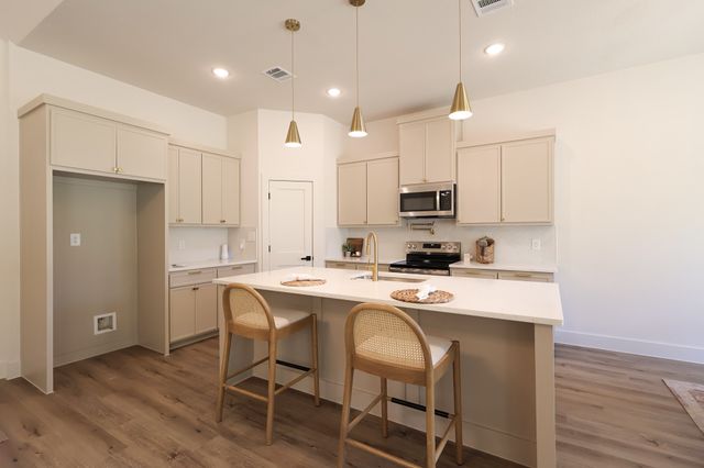 2829 Avenue L, Fort Worth, TX 76105