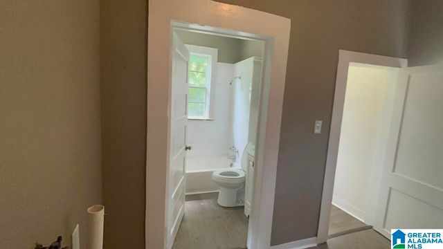 1332 15TH PLACE SW, Birmingham, AL 35211