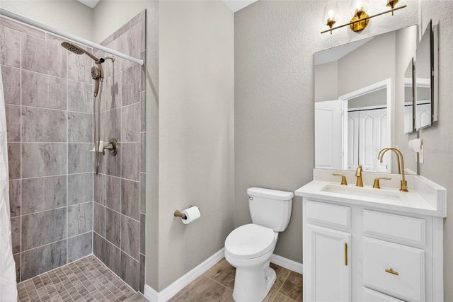 710 ACACIA COURT, Bradenton, FL 34212