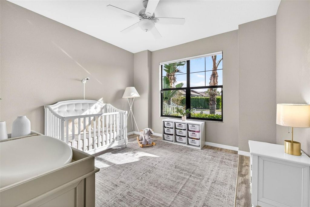 Image 23 of property listing at 710 ACACIA COURT, Bradenton, FL 34212