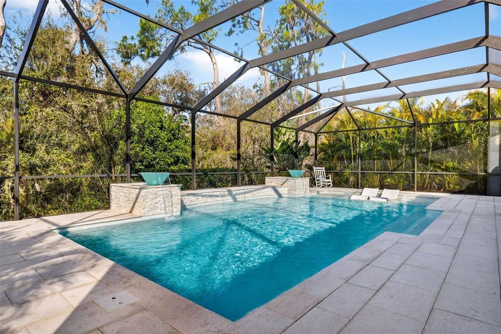 Image 48 of property listing at 710 ACACIA COURT, Bradenton, FL 34212