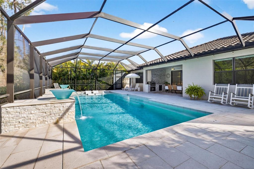 Image 51 of property listing at 710 ACACIA COURT, Bradenton, FL 34212