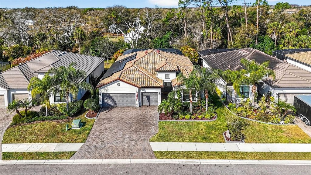 Image 60 of property listing at 710 ACACIA COURT, Bradenton, FL 34212
