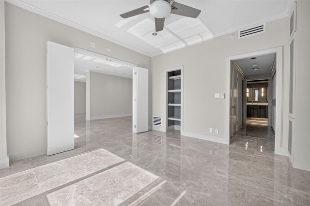 5110 San Felipe 98-91, Houston, TX 77056