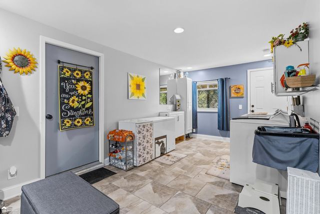 2495 W Wilson Road, Vienna Twp, MI 48420