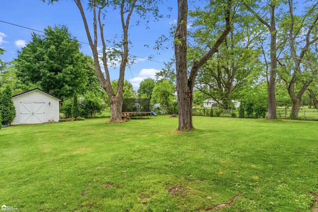 2495 W Wilson Road, Vienna Twp, MI 48420