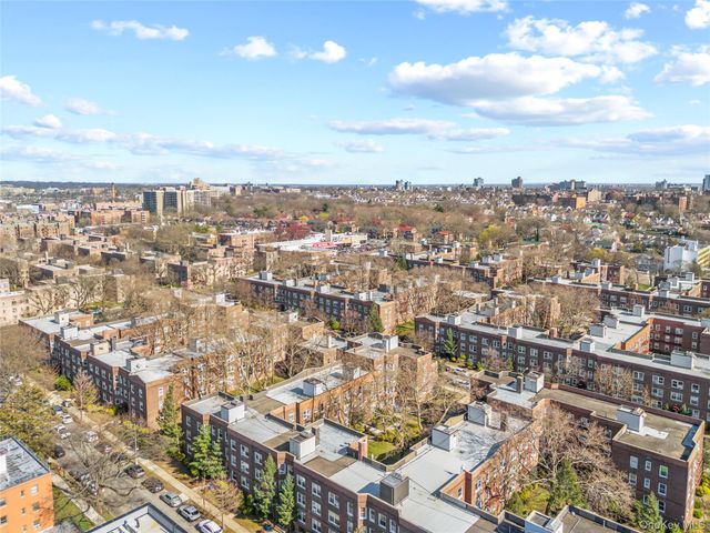 141-21 78th Rd Road 1B, Kew Garden Hills, NY 11367