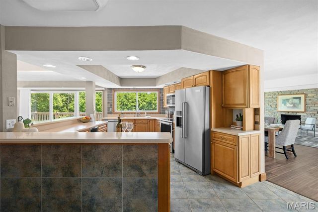 3732 Ridge View Road, Edwardsville, IL 62025