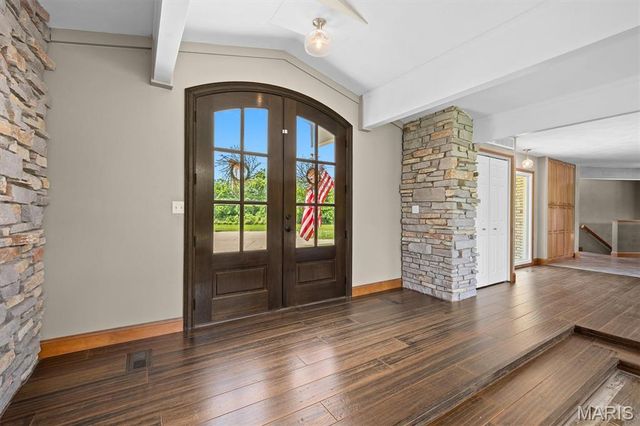 3732 Ridge View Road, Edwardsville, IL 62025