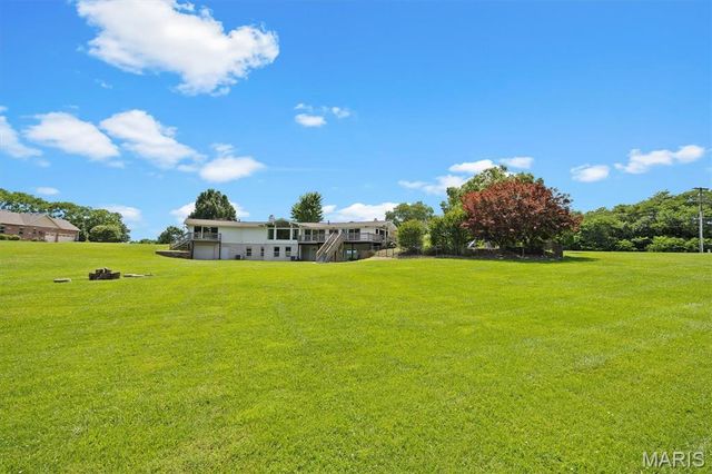 3732 Ridge View Road, Edwardsville, IL 62025