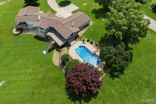 3732 Ridge View Road, Edwardsville, IL 62025
