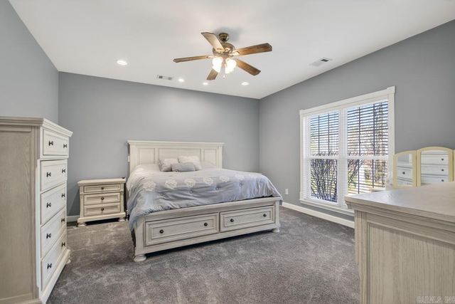 9749 Springhill Farms Drive, Alexander, AR 72002