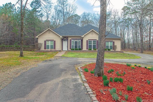 9749 Springhill Farms Drive, Alexander, AR 72002