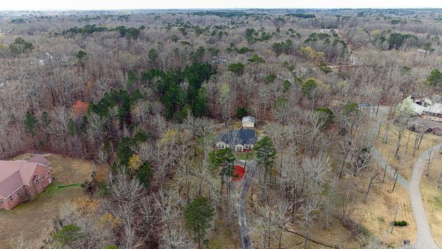 9749 Springhill Farms Drive, Alexander, AR 72002