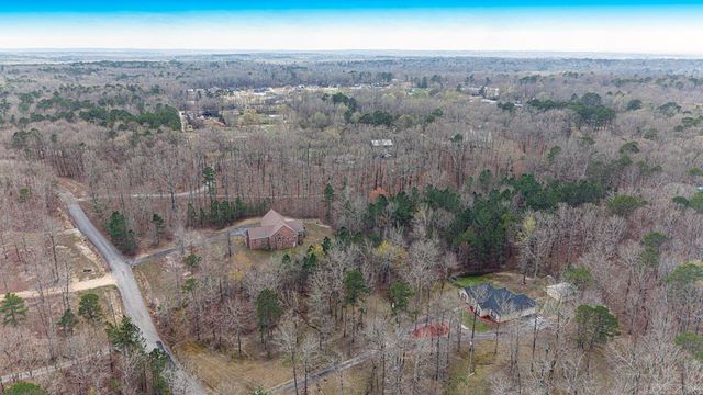 9749 Springhill Farms Drive, Alexander, AR 72002
