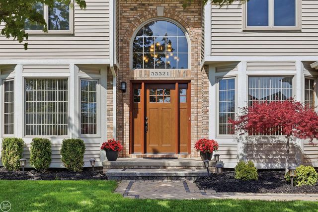 55521 Placid Drive, Macomb, MI 48042