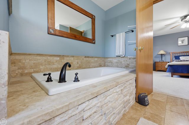 55521 Placid Drive, Macomb, MI 48042