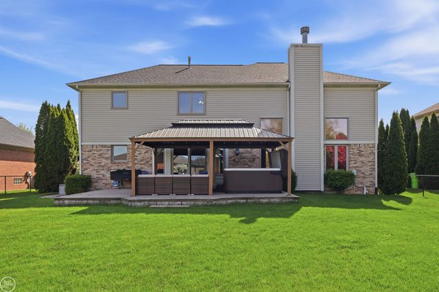 55521 Placid Drive, Macomb, MI 48042