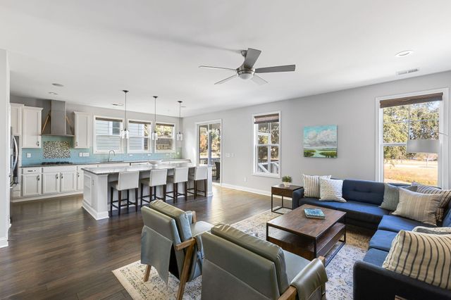 1508 Keshi Pearl Drive, Mount Pleasant, SC 29466