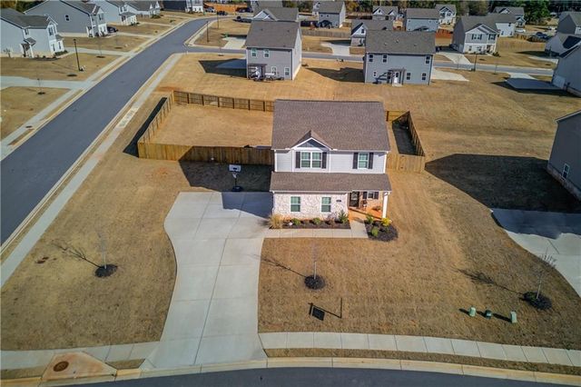 802 Robbie Lane, Monroe, GA 30655