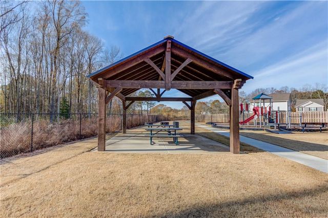 802 Robbie Lane, Monroe, GA 30655