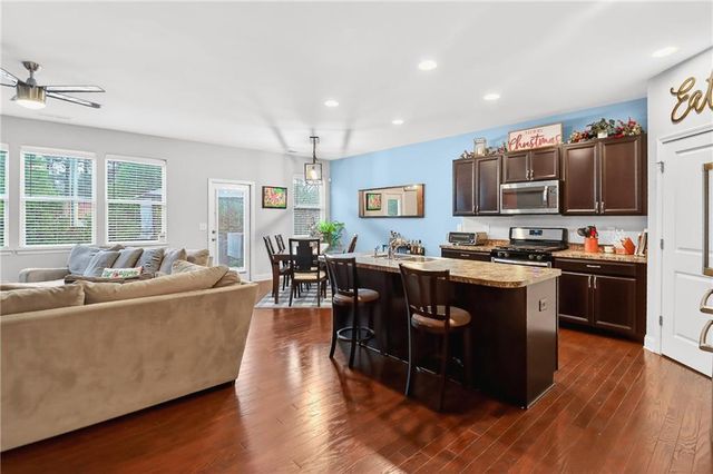 2561 Burnell SW Lane, Marietta, GA 30060