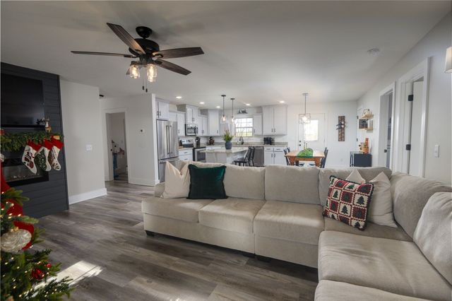 720 Armstrong Rd, Castalian Springs, TN 37031