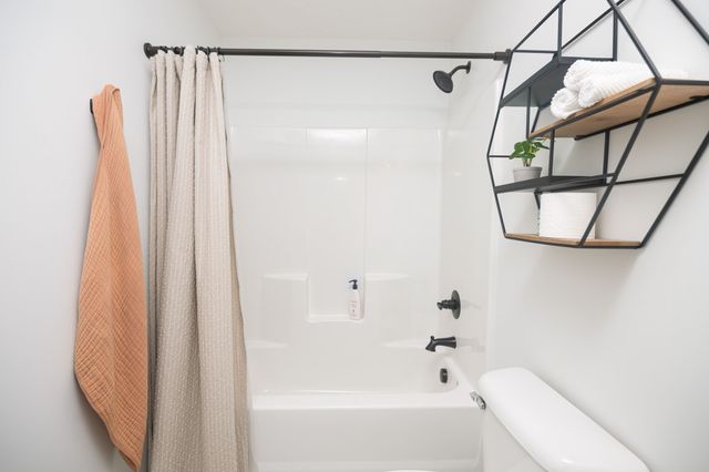 720 Armstrong Rd, Castalian Springs, TN 37031