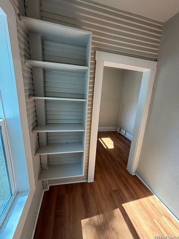 1126 Essex, San Antonio, TX 78210