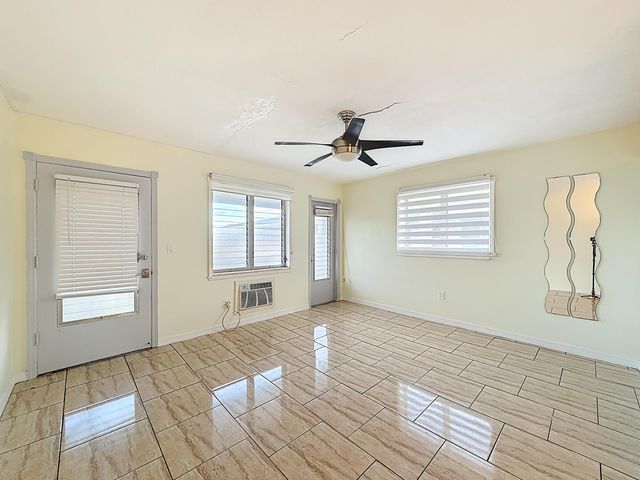 15610 NE 6th Avenue 37b, Miami, FL 33162