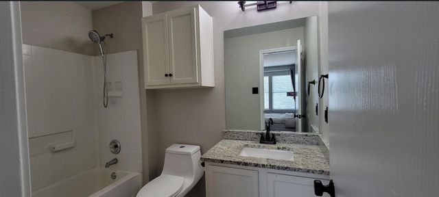 6908 Campina XING, Del Valle, TX 78617
