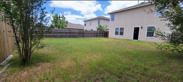 6908 Campina XING, Del Valle, TX 78617