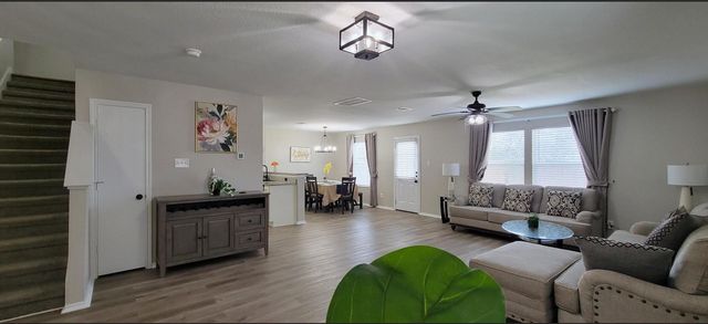 6908 Campina XING, Del Valle, TX 78617