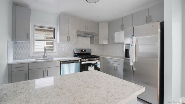 124-23 135th Place, South Ozone Park, NY 11420