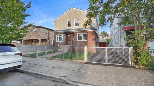 124-23 135th Place, South Ozone Park, NY 11420