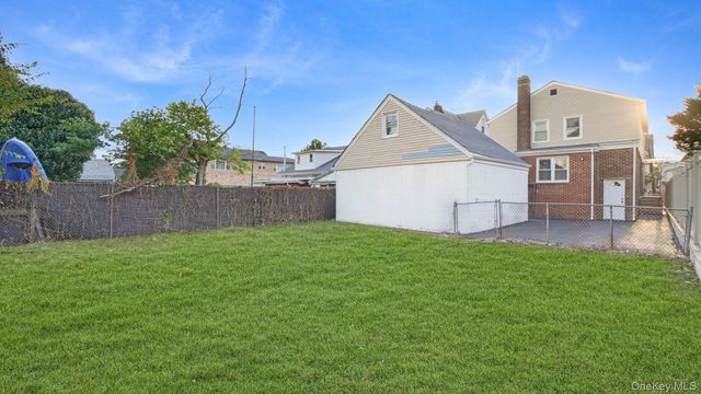 124-23 135th Place, South Ozone Park, NY 11420