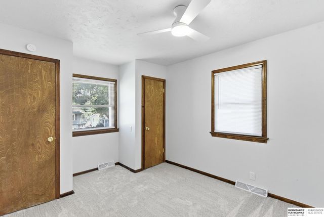 9641 Sahler Street, Omaha, NE 68134