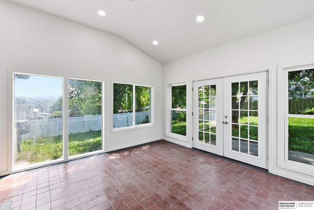 9641 Sahler Street, Omaha, NE 68134