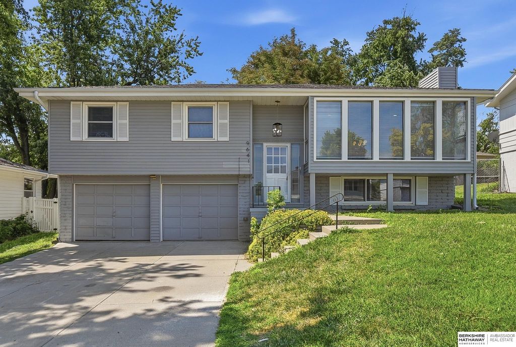 9641 Sahler Street, Omaha, NE 68134