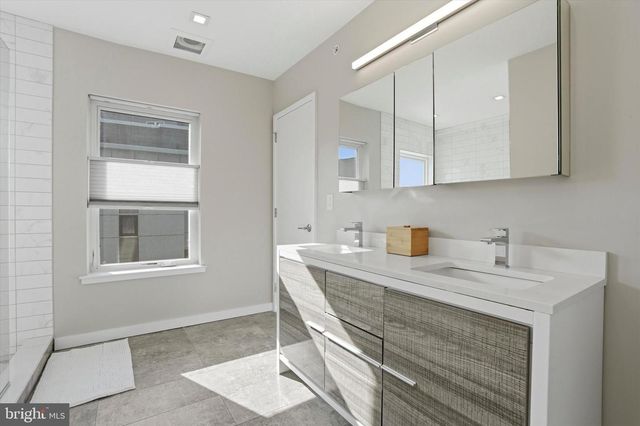 1726 N HANCOCK ST, Philadelphia, PA 19122