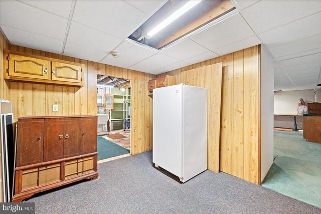 1240 RIDGE AVE, Whitehall, PA 18052