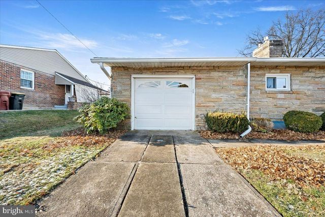 1240 RIDGE AVE, Whitehall, PA 18052