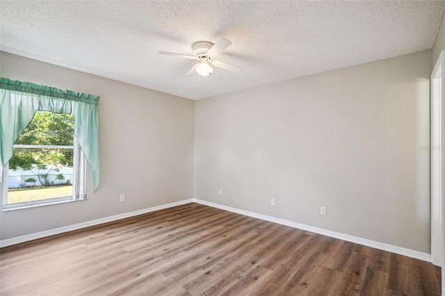 2012 E GLORIA DRIVE, Deltona, FL 32725