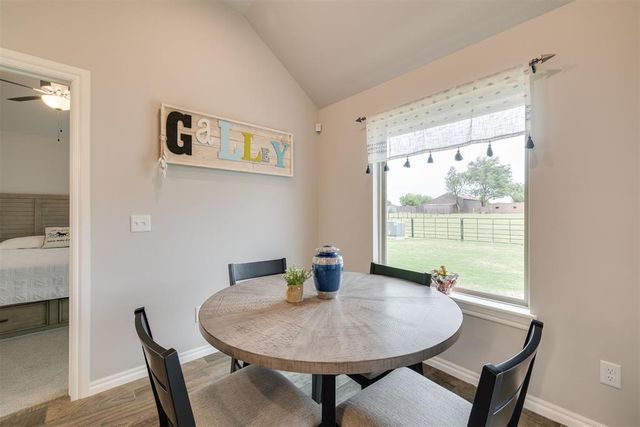 10524 SW 55th Street, Mustang, OK 73064