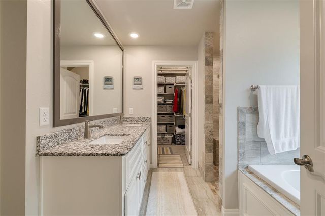 10524 SW 55th Street, Mustang, OK 73064