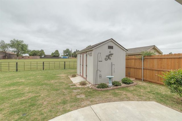 10524 SW 55th Street, Mustang, OK 73064