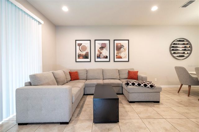 519 VIRTUOSO LANE 77, Orlando, FL 32824