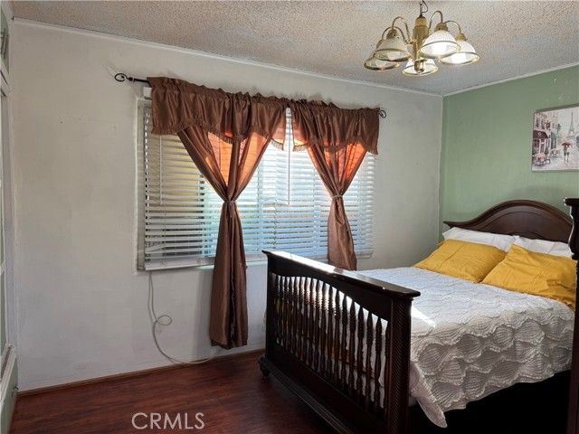 10406 San Carlos, South Gate, CA 90280